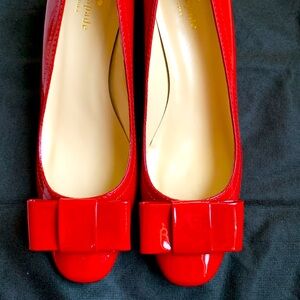 🎀 NIB Kate Spade red heels with bows 🪭